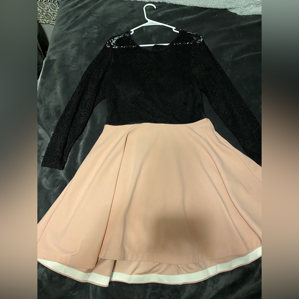 Women’s dress